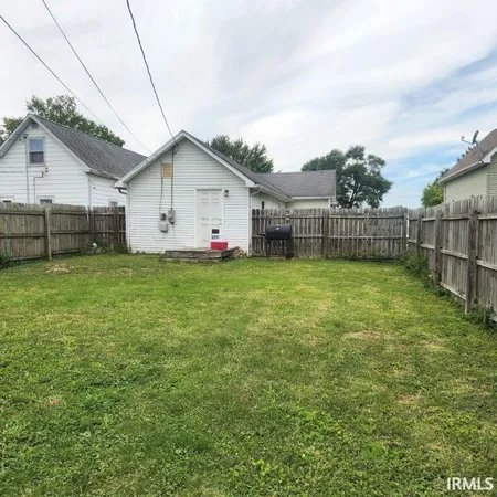 $85,000 | 206 North Franklin Street, Mentone, IN 46539