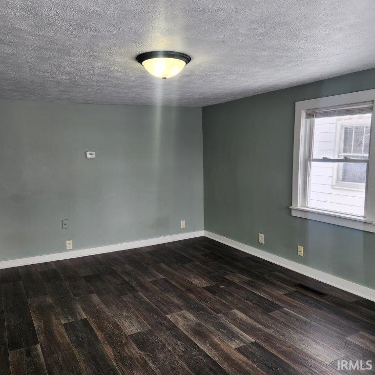 206 North Franklin Street Mentone, IN 46539 - Photo 6 of 11