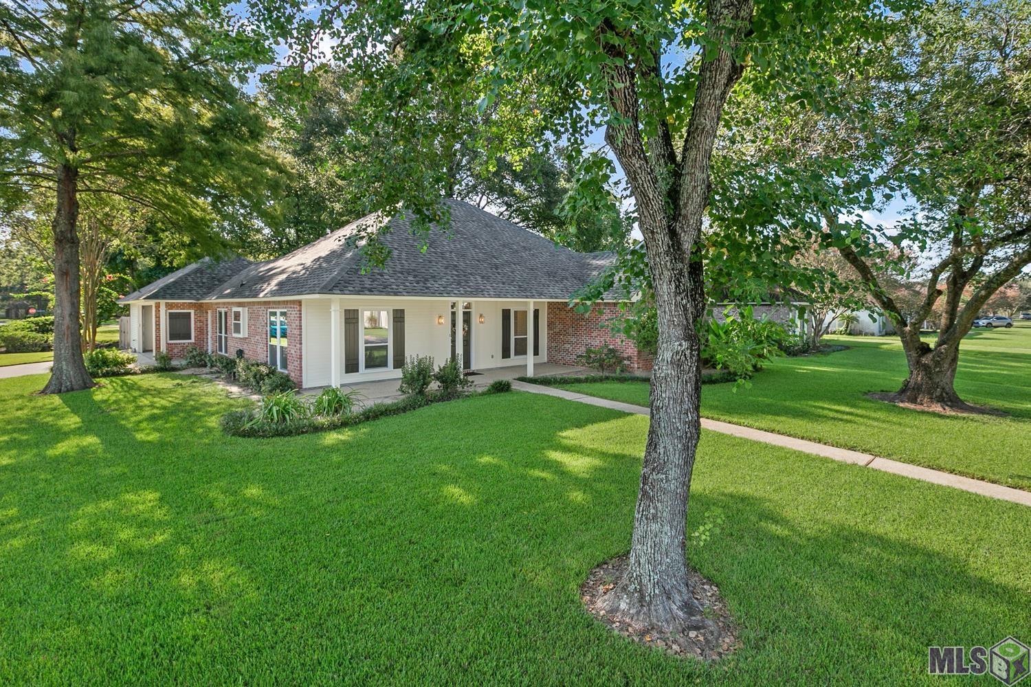 6103 Belle Grove Drive Baton Rouge, LA 70820 - Photo 2 of 26