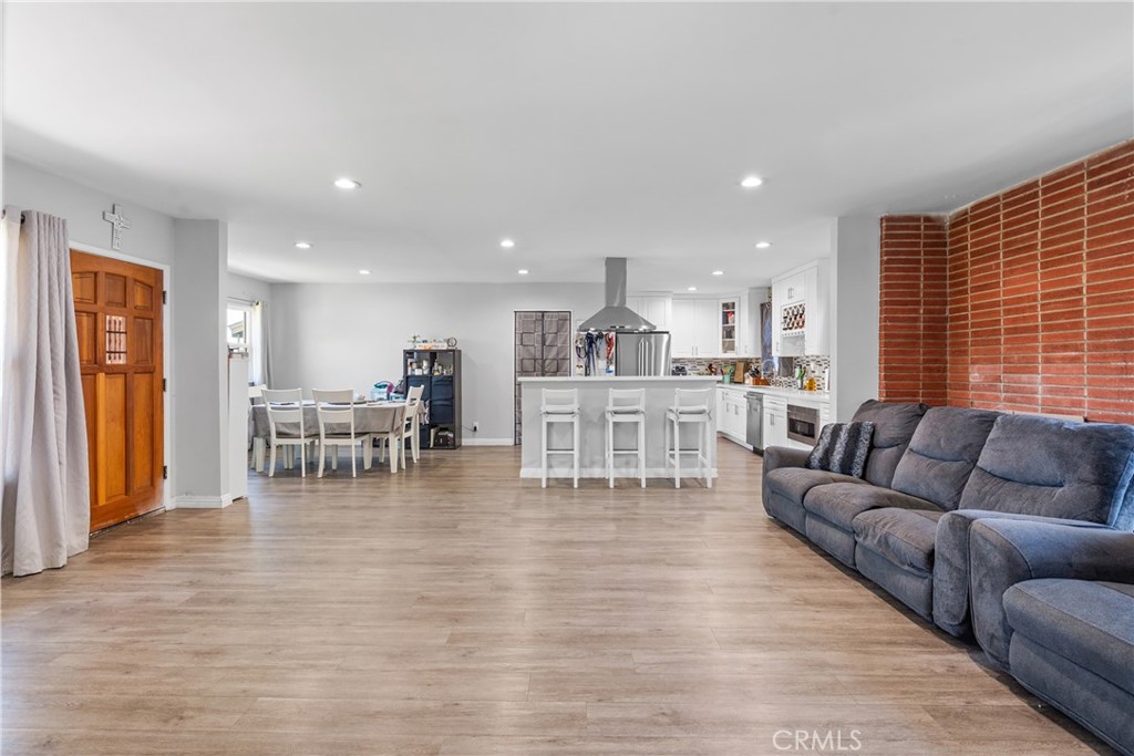 1645 Coolidge Avenue Pasadena, CA 91104 - Photo 11 of 22