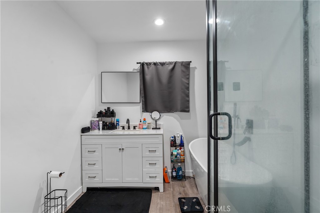 1645 Coolidge Avenue Pasadena, CA 91104 - Photo 22 of 22 ADU bath