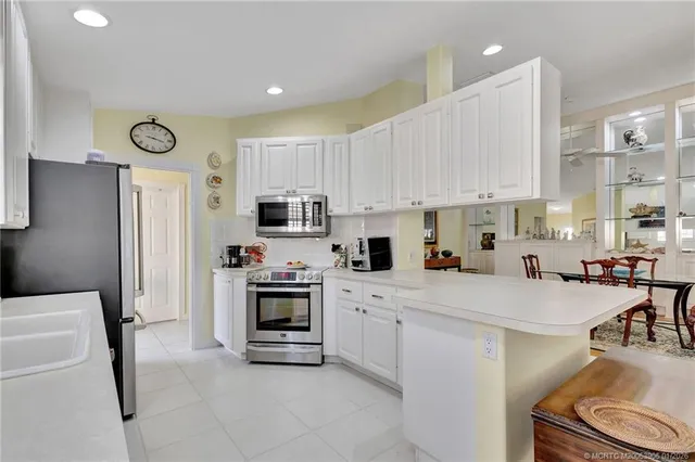 $499,900 | 8522 Southeast Retreat Drive, Hobe Sound, FL 33455
