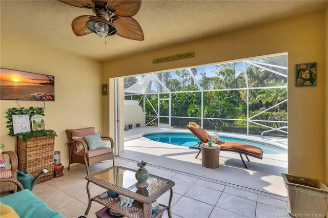 $499,900 | 8522 Southeast Retreat Drive, Hobe Sound, FL 33455