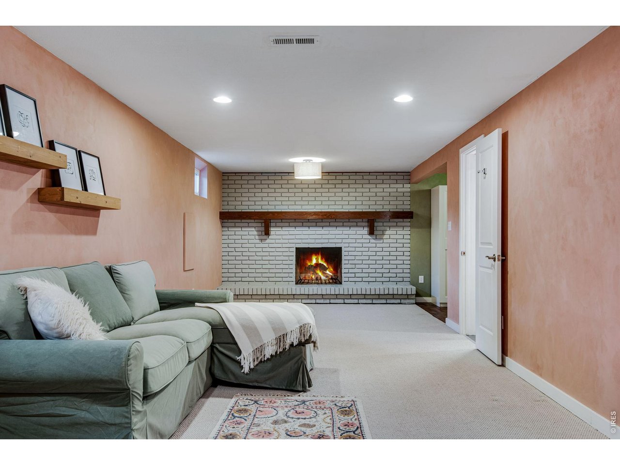7618 Aberdeen Way Boulder, CO 80301 - Photo 37 of 50 Rec Room with Fireplace
