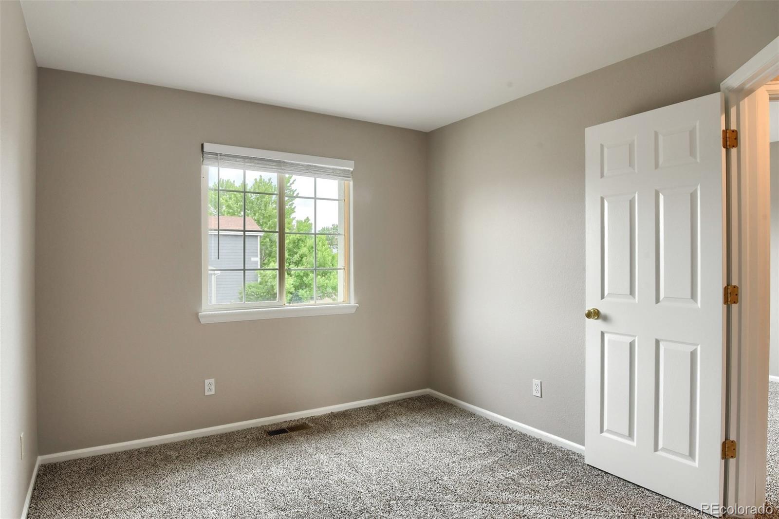 9929 Saybrook Street Highlands Ranch, CO 80126 - Photo 11 of 19 Gallery Image 11