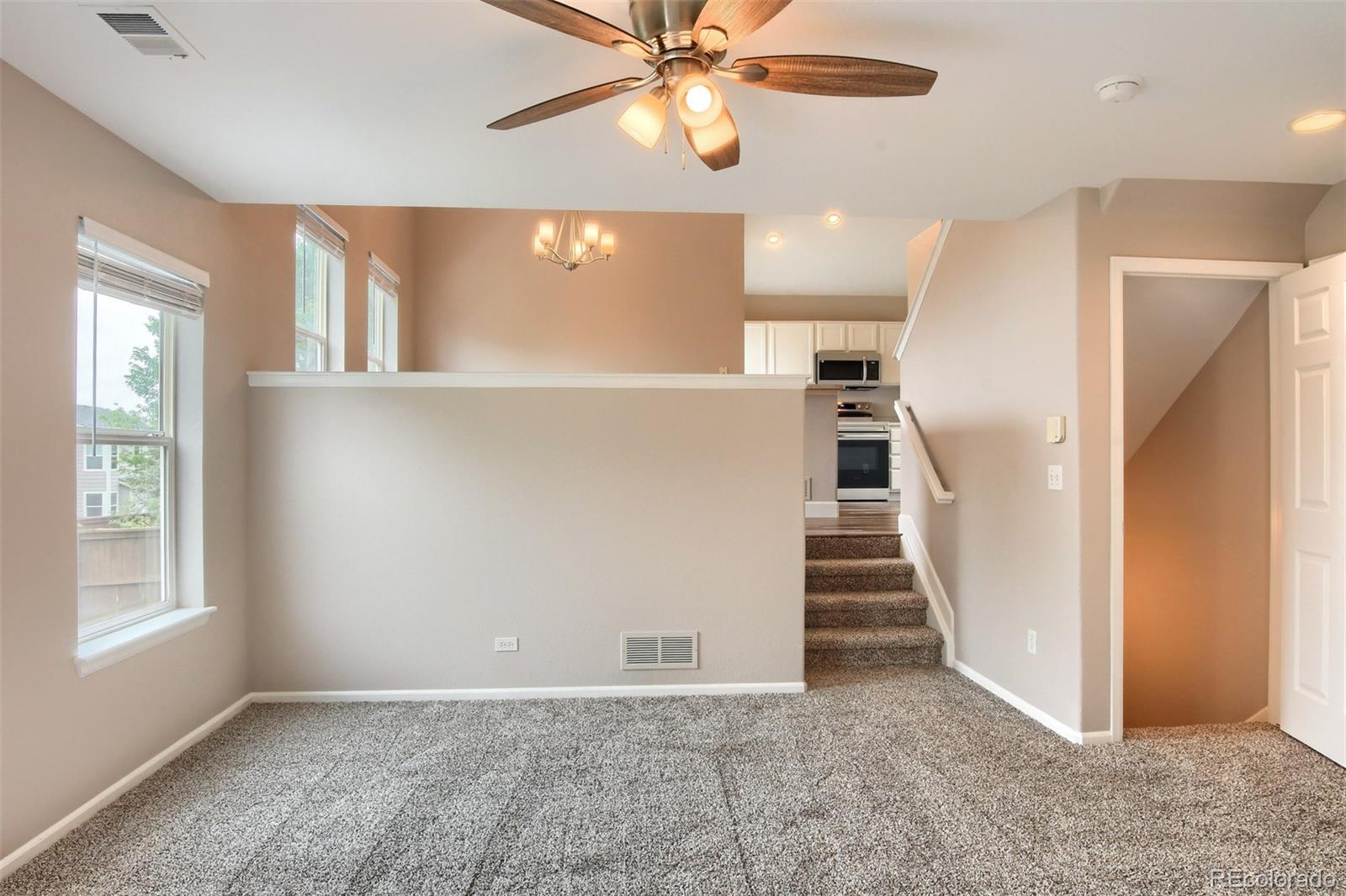 9929 Saybrook Street Highlands Ranch, CO 80126 - Photo 7 of 19 Gallery Image 7