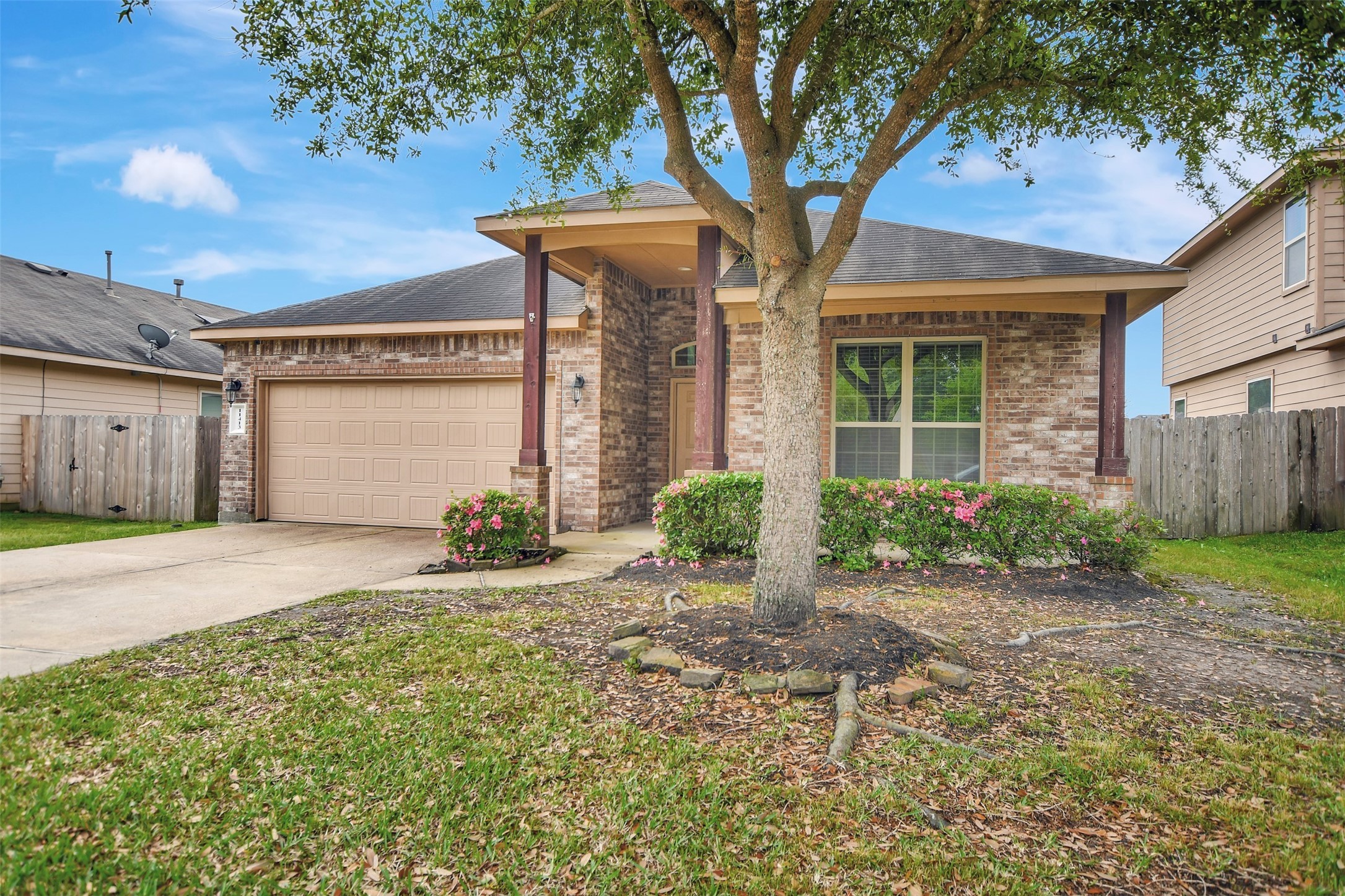 11413 West Woodmark Conroe, TX 77304 - Photo 2 of 40