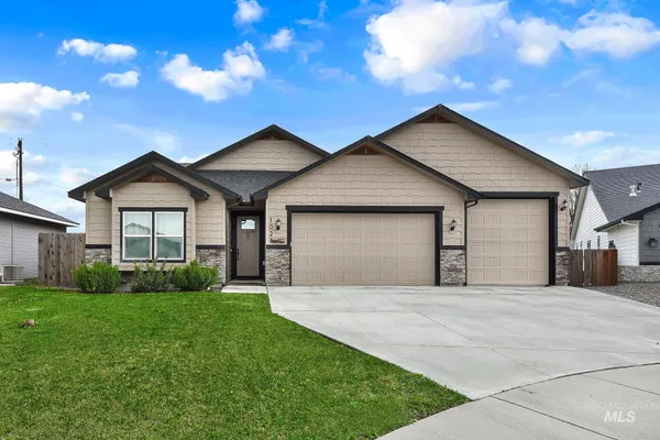 $475,000 | 102 Thunder Mountain Court, Homedale, ID 83628