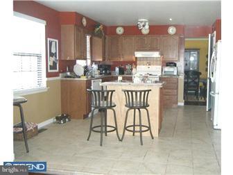 67 Heather Road Turnersville, NJ 08012 - Photo 3 of 9 Kitchen