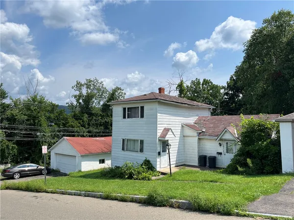$75,000 | 142 Washington Street, Corning, NY 14830