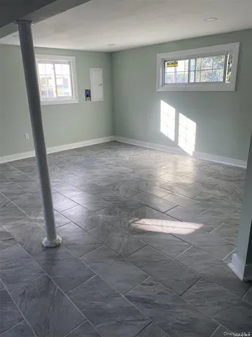 $3,200 | 105 South 32nd Street, Wyandanch, NY 11798