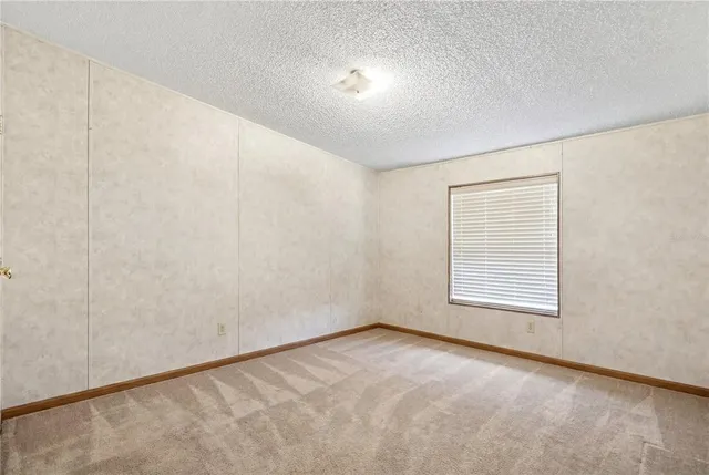 $425,000 | 650 Northeast 170th Avenue, Williston, FL 32696