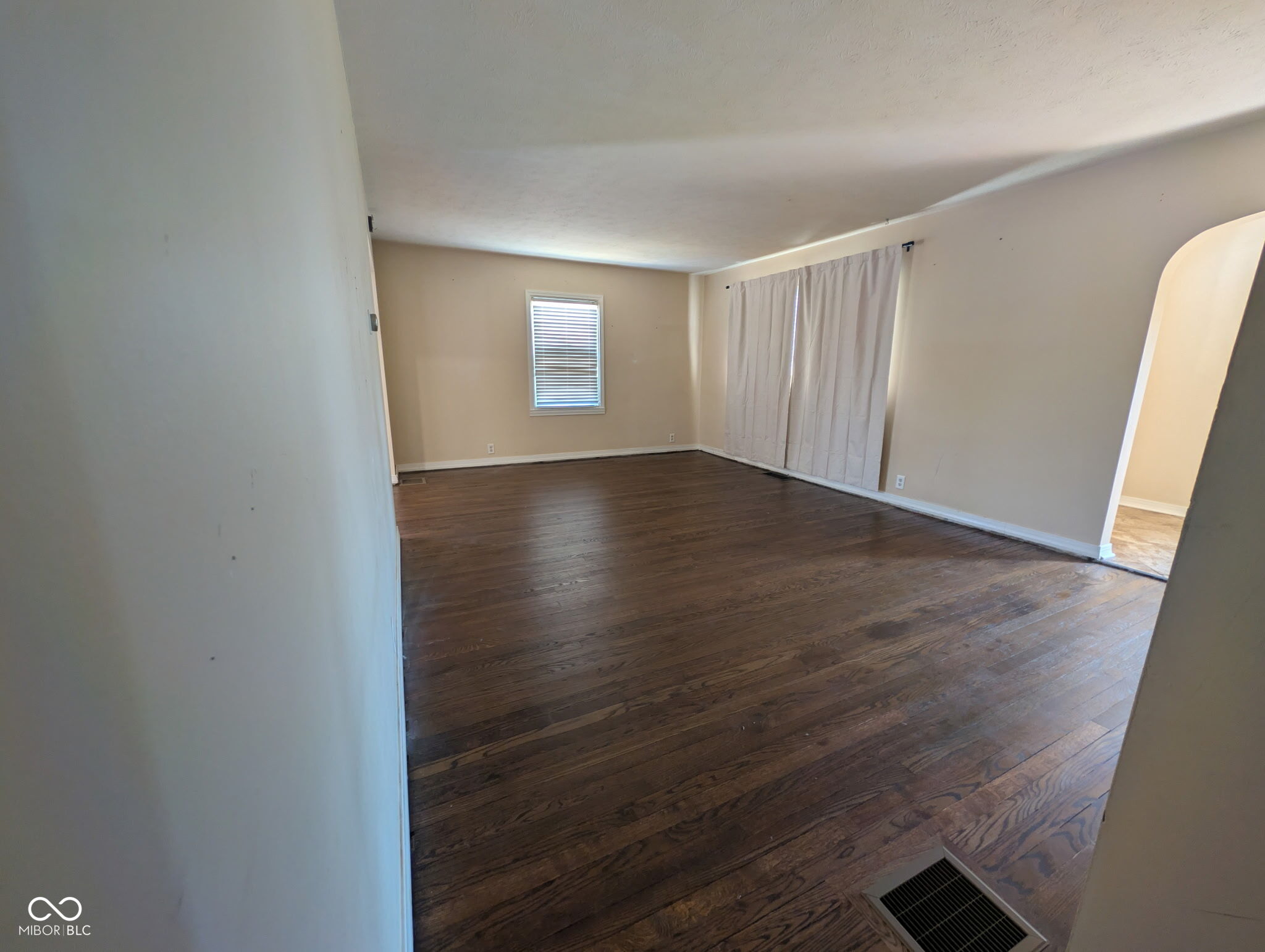 3660 West Smith Valley Road Greenwood, IN 46142 - Photo 25 of 27 Gallery Image 25