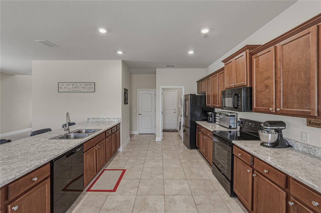 4734 Lathloa Loop Lakeland, FL 33811 - Photo 20 of 65