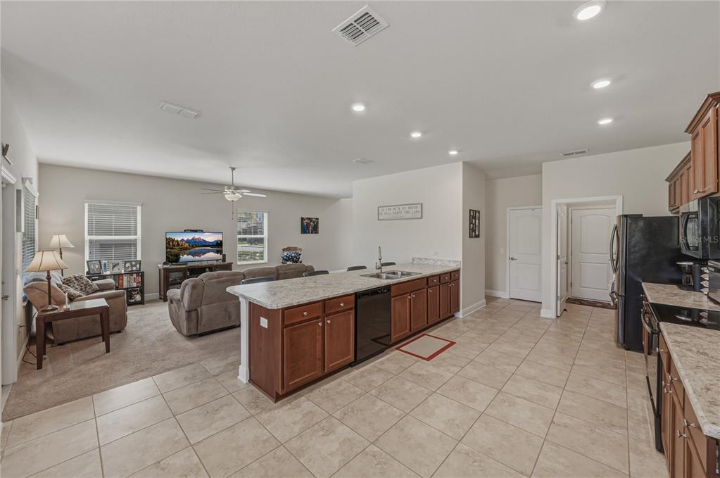 4734 Lathloa Loop Lakeland, FL 33811 - Photo 23 of 65