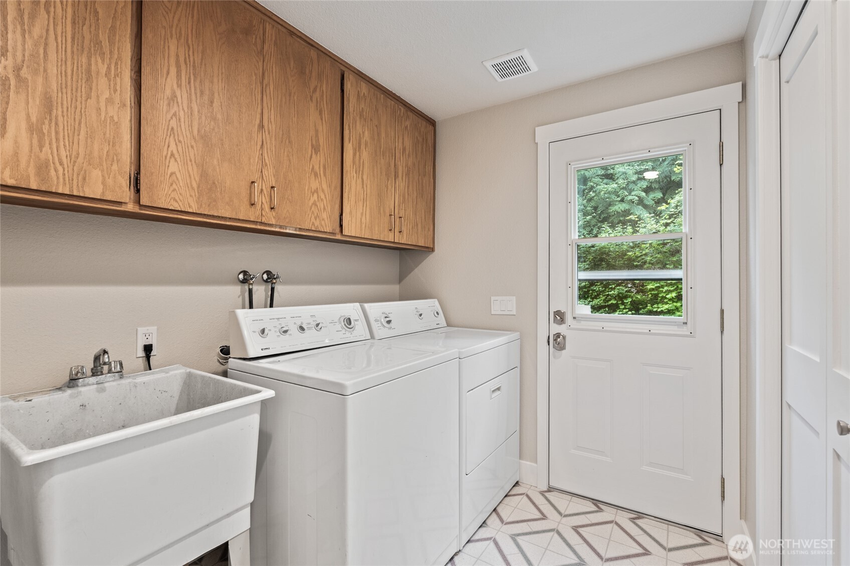 4430 136th Place Southwest Edmonds, WA 98026 - Photo 25 of 40