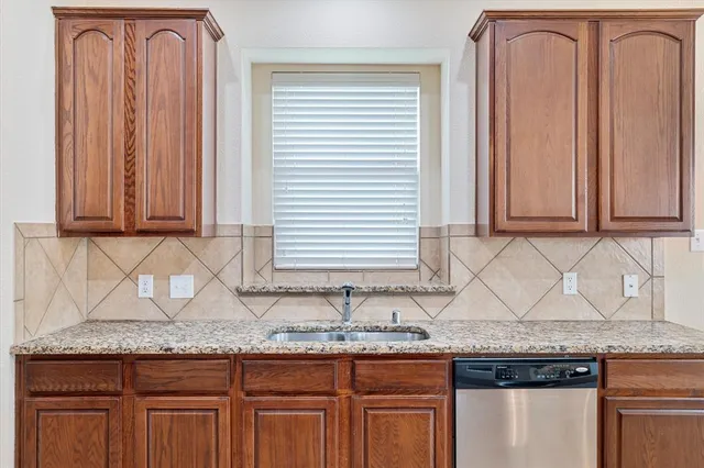 $1,995 | 10304 Colfax Drive, McKinney, TX 75072