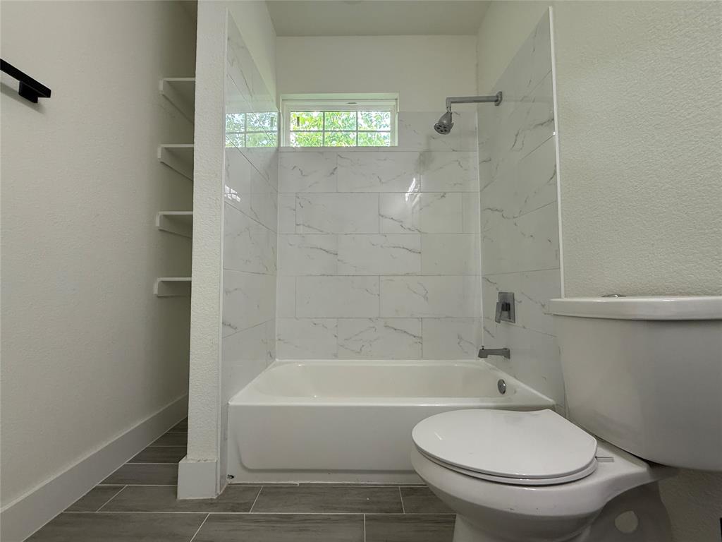 201 East 10th Street Kaufman, TX 75142 - Photo 12 of 29