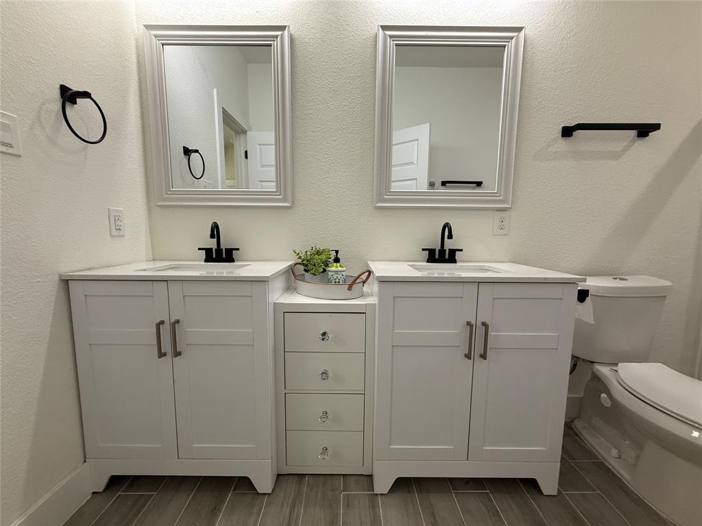 201 East 10th Street Kaufman, TX 75142 - Photo 17 of 29