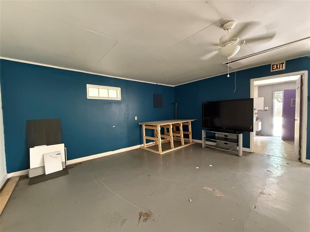 201 East 10th Street Kaufman, TX 75142 - Photo 27 of 29