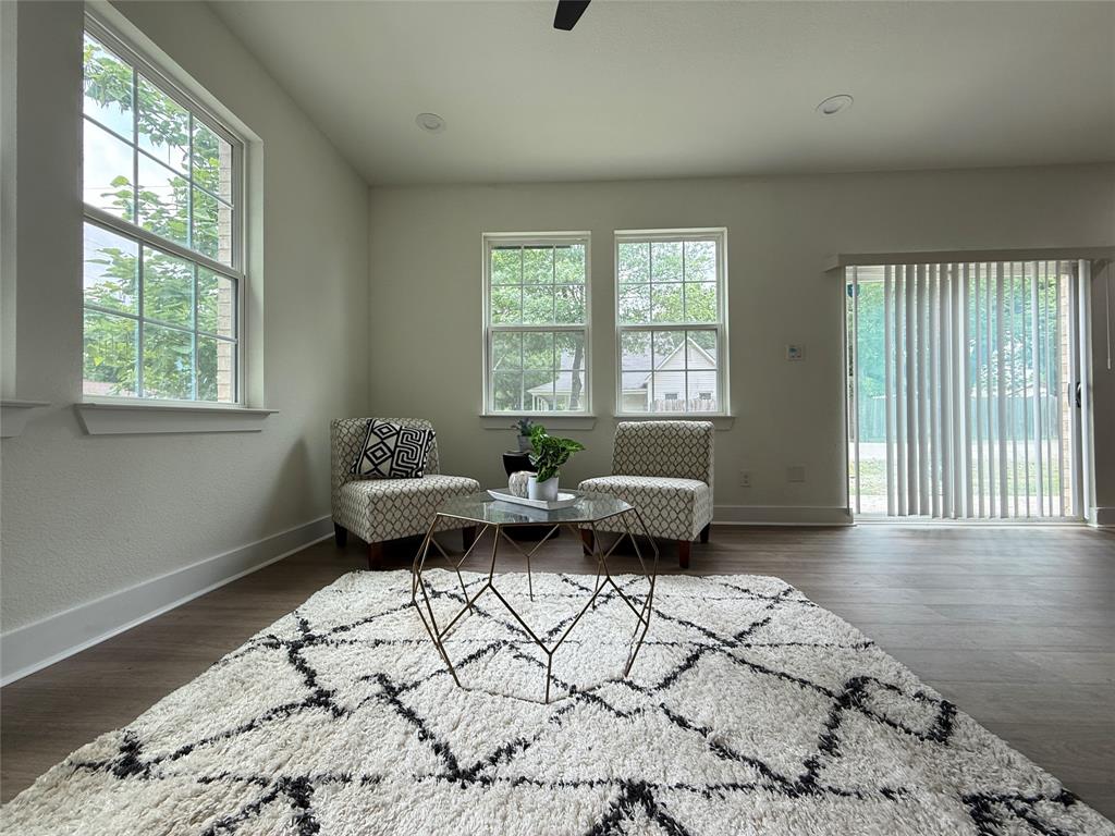 201 East 10th Street Kaufman, TX 75142 - Photo 8 of 29