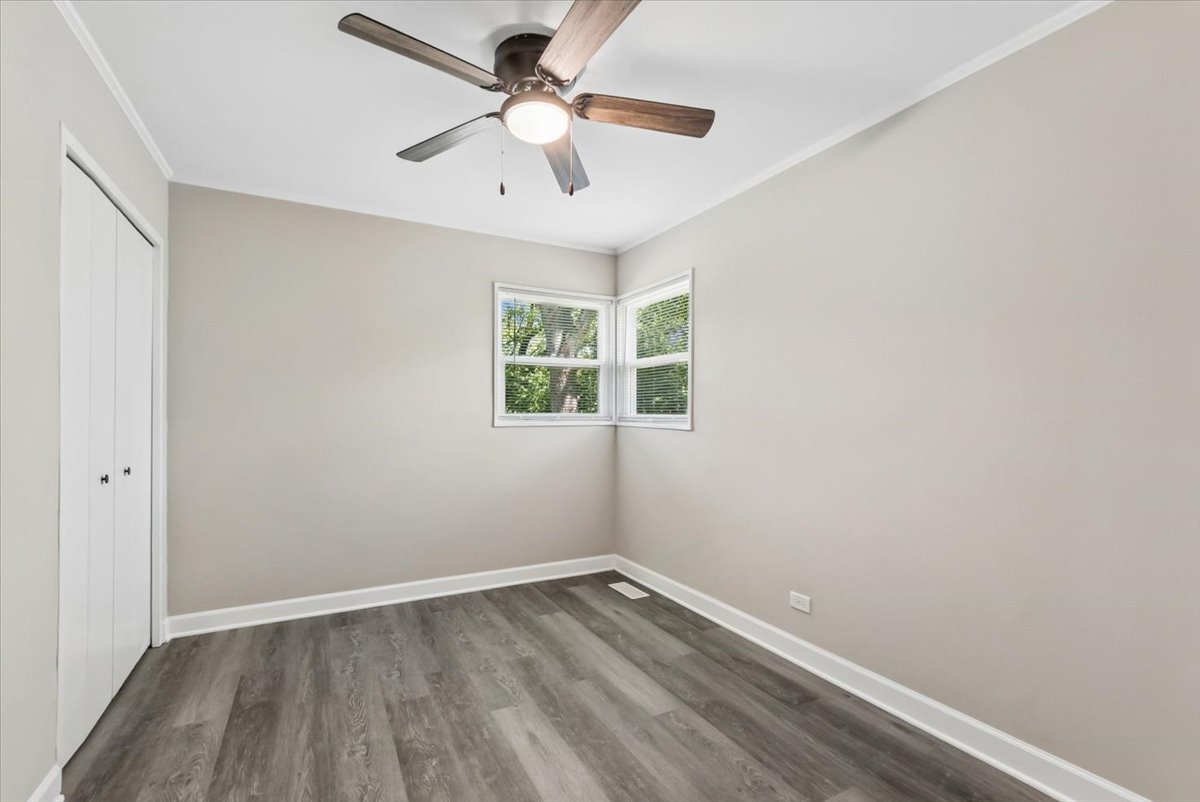 453 Tomahawk Street Park Forest, IL 60466 - Photo 12 of 24