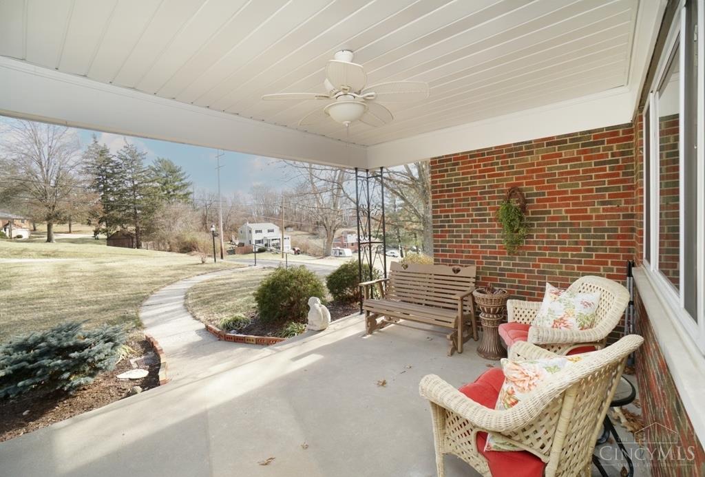 4361 Rybolt Road Cincinnati, OH 45248 - Photo 6 of 33