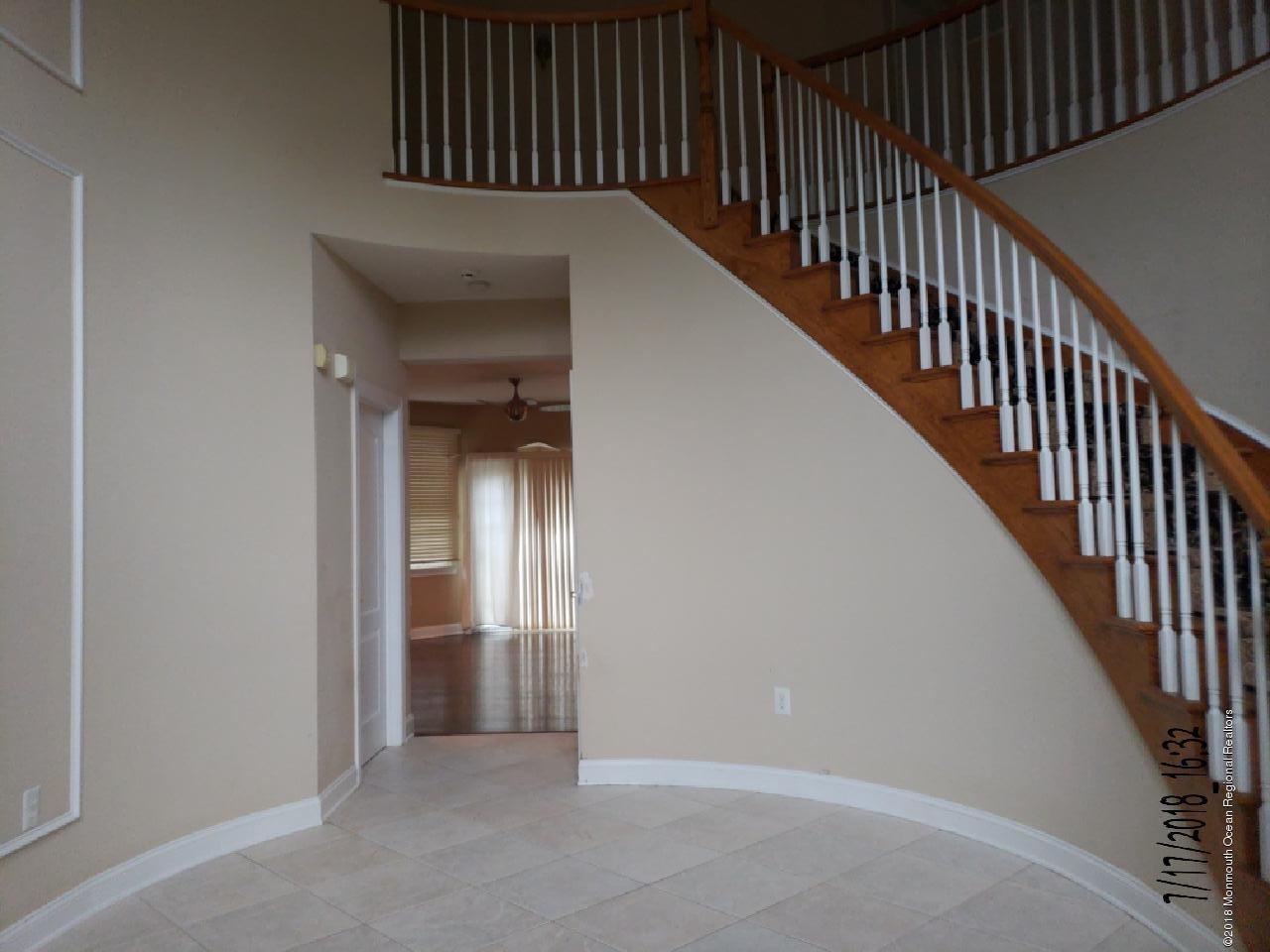 31 Gallant Fox Road Tinton Falls, NJ 07724 - Photo 12 of 27 20180717_163238