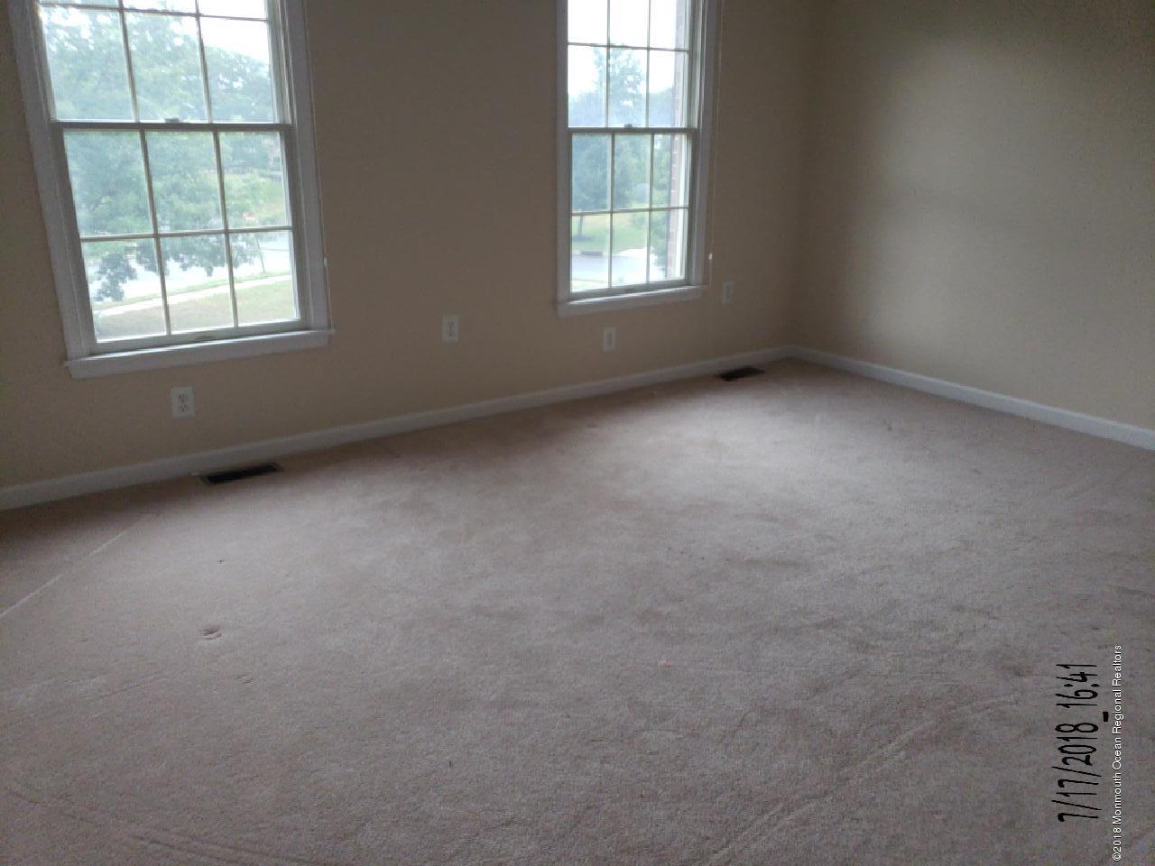 31 Gallant Fox Road Tinton Falls, NJ 07724 - Photo 17 of 27 20180717_164110