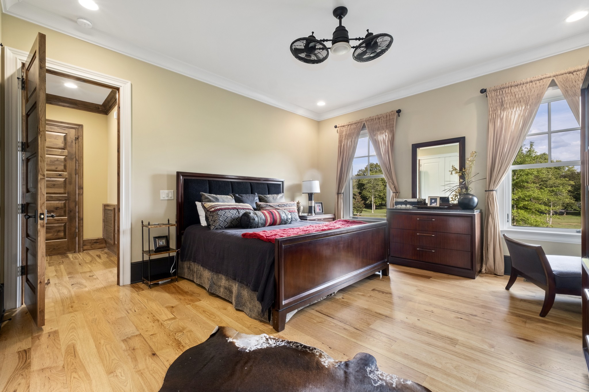 4760 Sharpsville Road Murfreesboro, TN 37130 - Photo 17 of 50 a bedroom with a bed and wooden floor