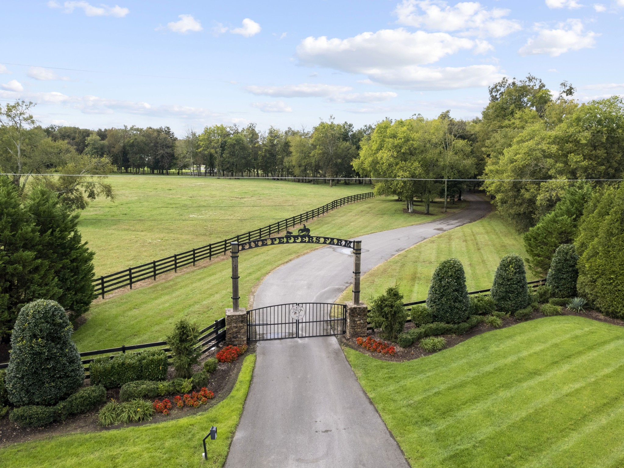 4760 Sharpsville Road Murfreesboro, TN 37130 - Photo 3 of 50 a view of a pathway with a lake