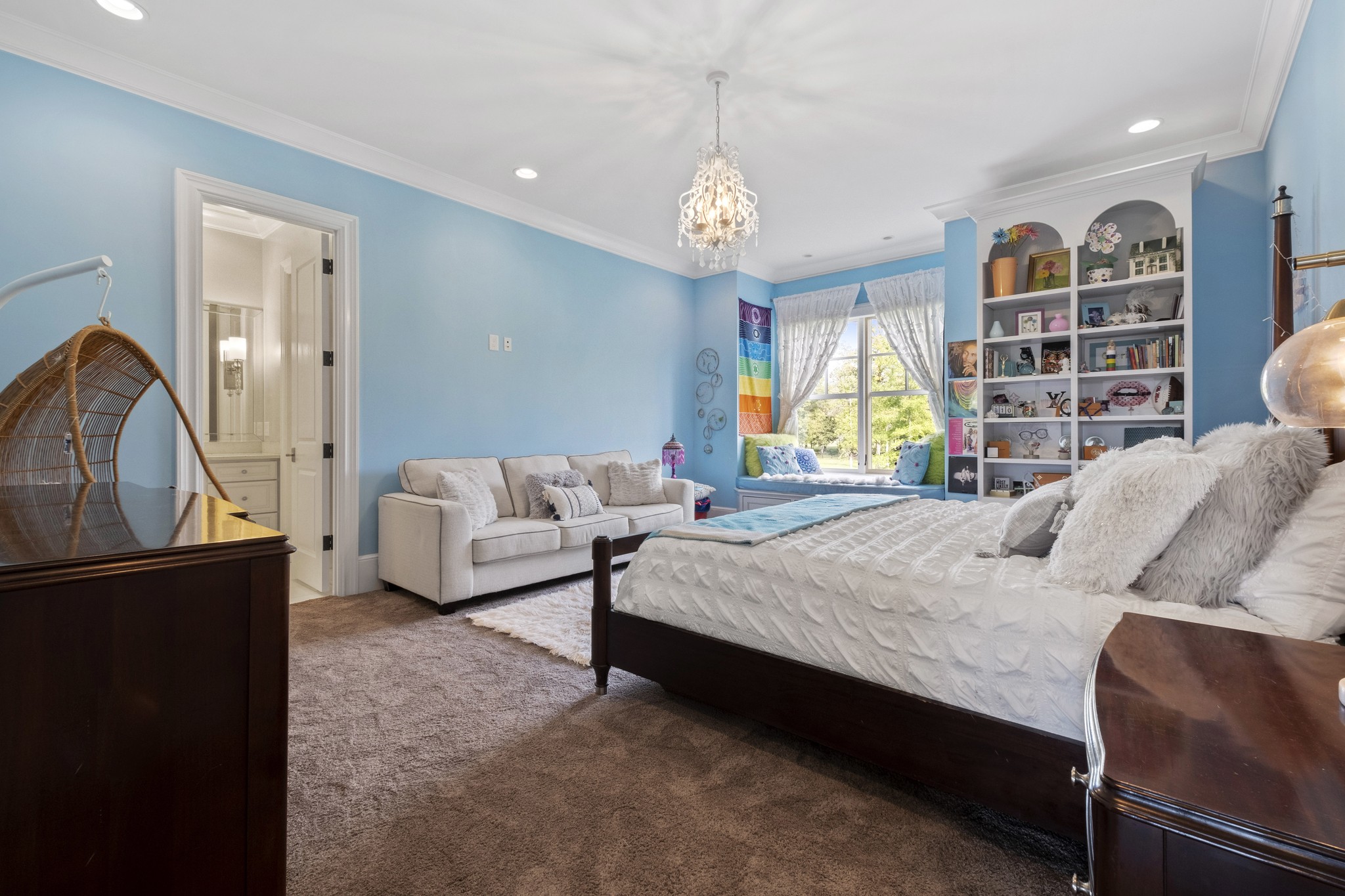 4760 Sharpsville Road Murfreesboro, TN 37130 - Photo 21 of 50 a bedroom with a bed couch and a window