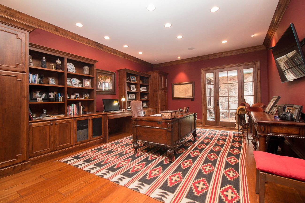 4760 Sharpsville Road Murfreesboro, TN 37130 - Photo 22 of 50 a living room with furniture a rug and a flat screen tv