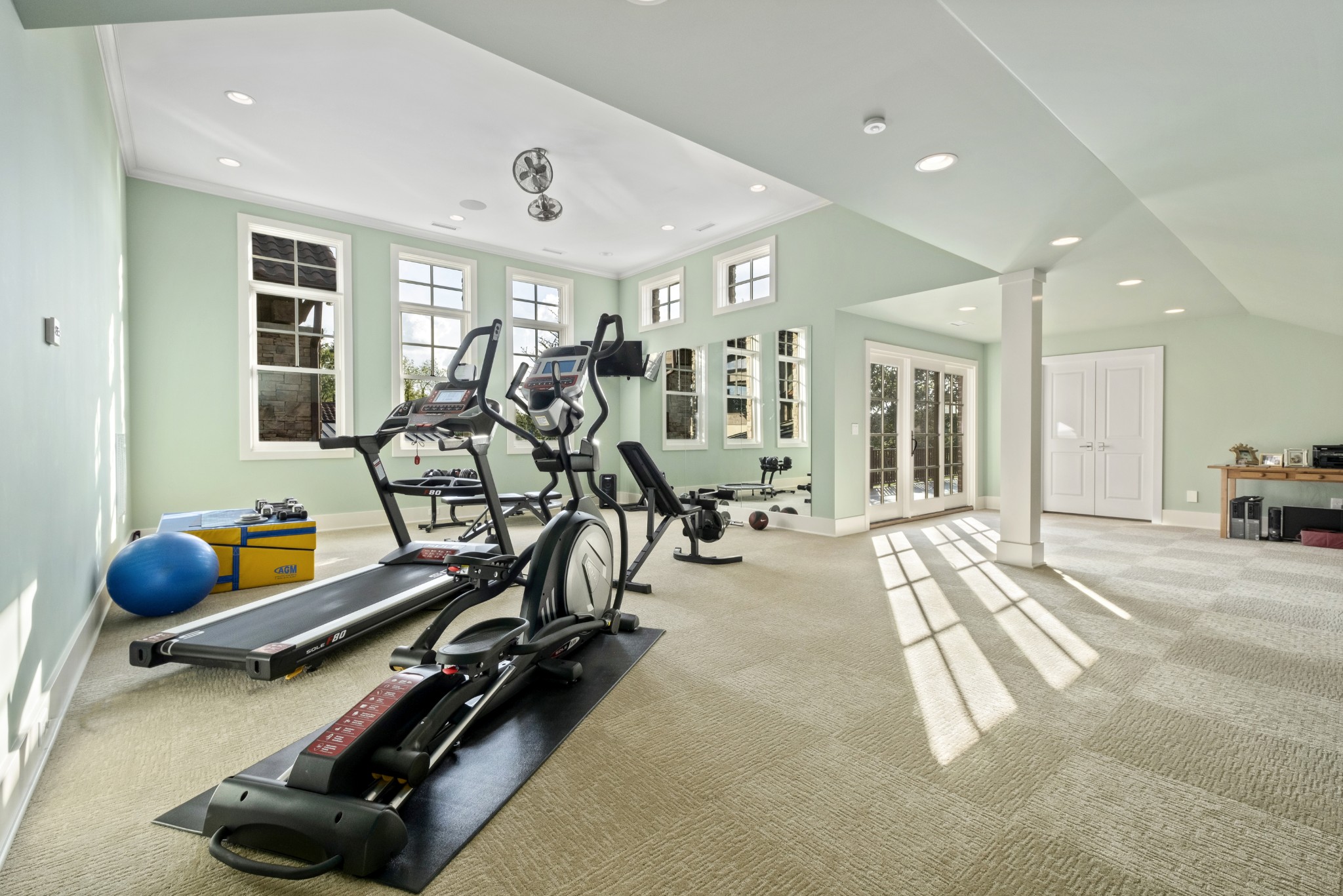 4760 Sharpsville Road Murfreesboro, TN 37130 - Photo 27 of 50 a view of a room with gym equipment