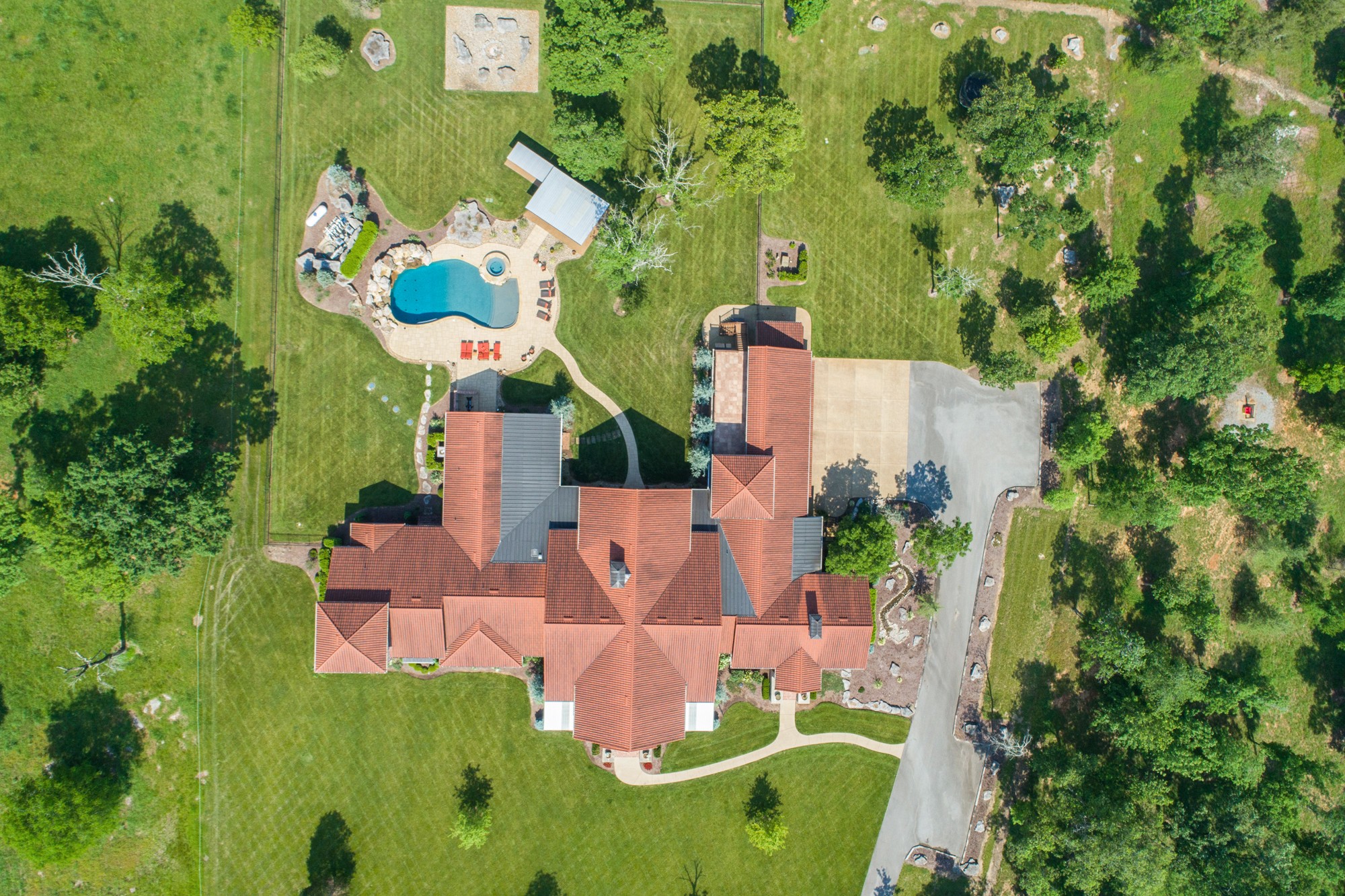 4760 Sharpsville Road Murfreesboro, TN 37130 - Photo 48 of 50 an aerial view of a house with swimming pool and garden