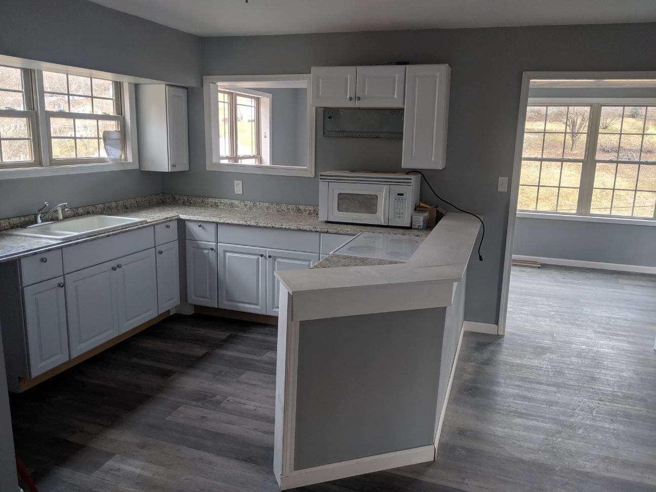 194 Chadwell Road Kingsport, TN 37660 - Photo 6 of 25 kitchen