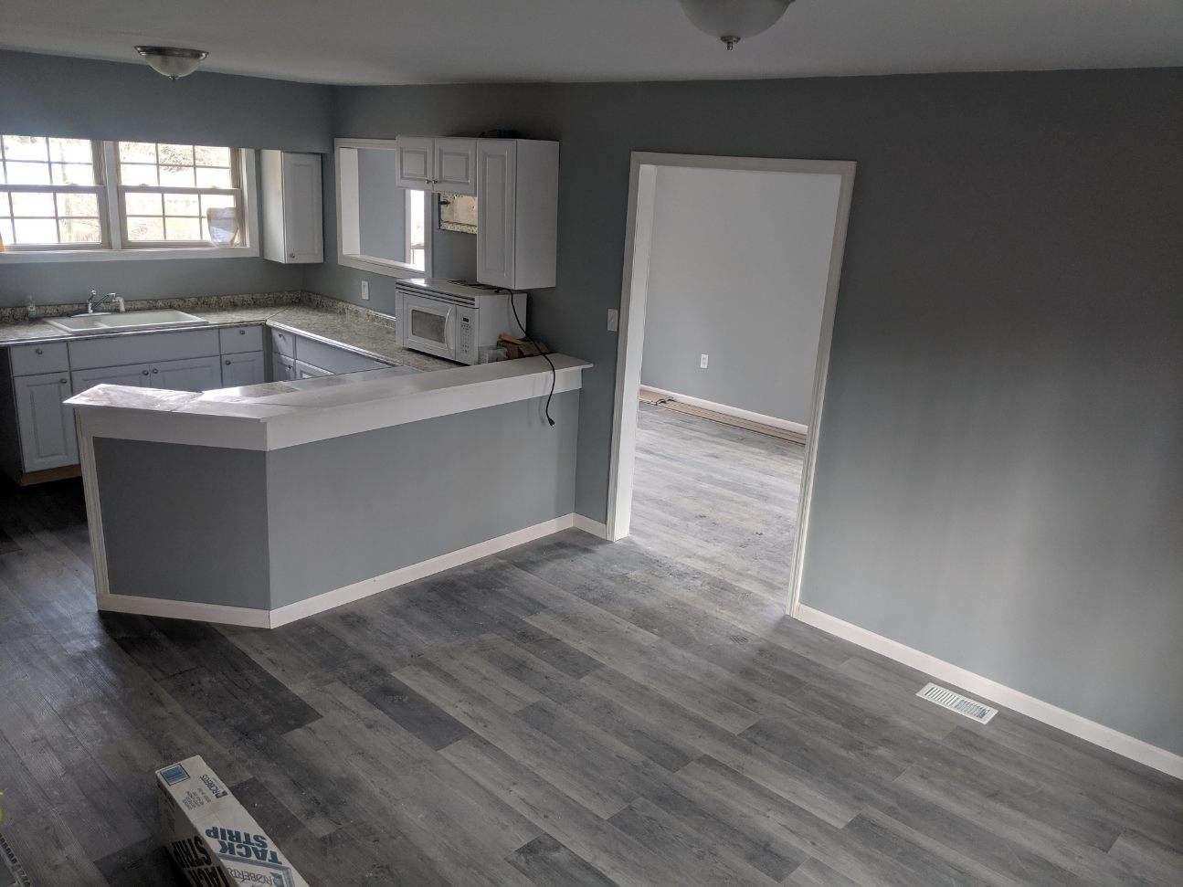 194 Chadwell Road Kingsport, TN 37660 - Photo 7 of 25 open area kitchen