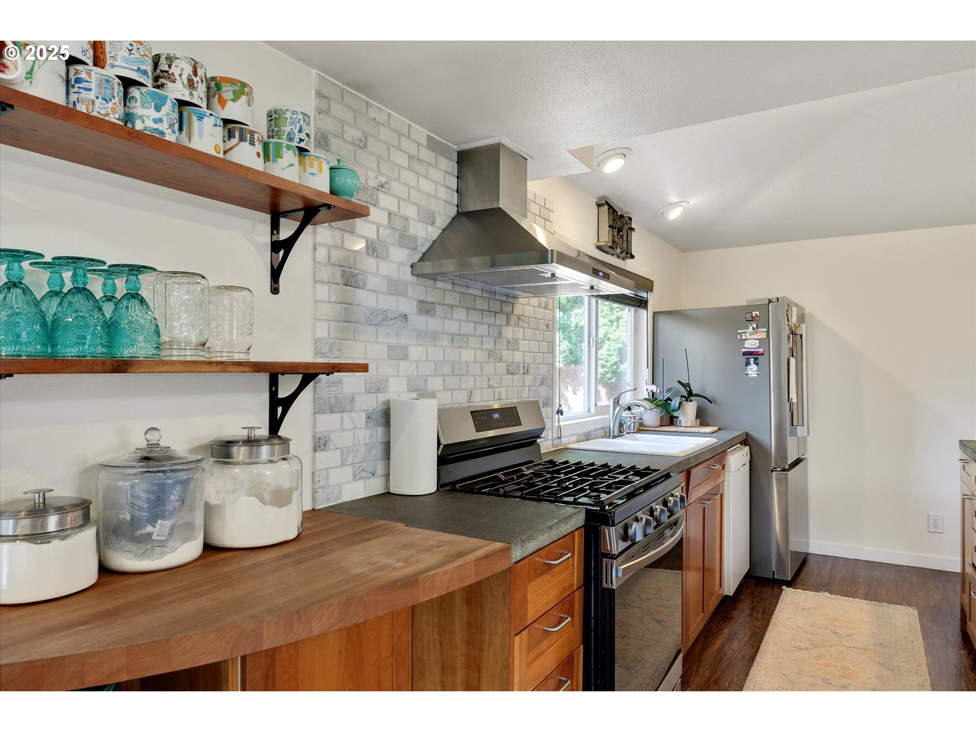 13970 Southwest Bull Mountain Road Portland, OR 97224 - Photo 11 of 30 Gallery Image 11