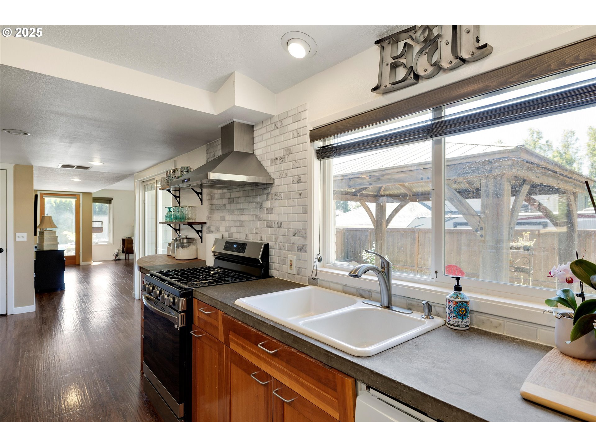 13970 Southwest Bull Mountain Road Portland, OR 97224 - Photo 13 of 30 Gallery Image 13