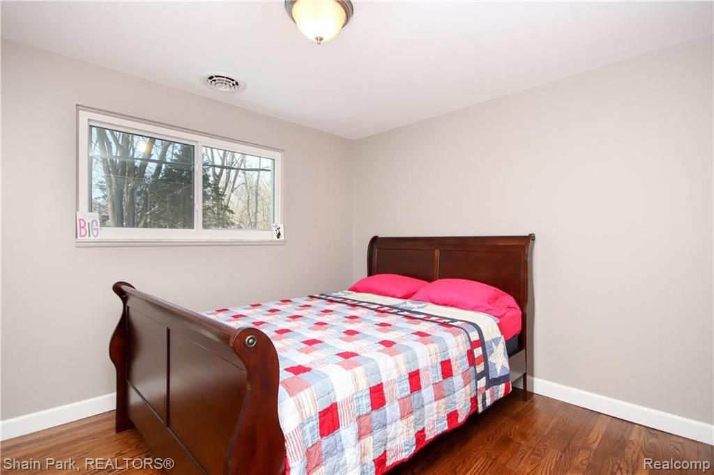 800 Willard Avenue Rochester Hills, MI 48307 - Photo 26 of 41