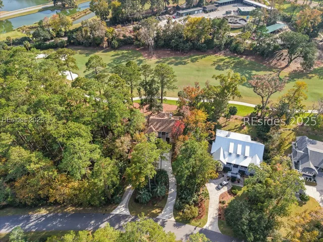 $847,000 | 3 Winding Oak Drive, Okatie, SC 29909