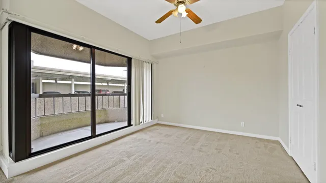 $249,000 | 2001 Holcombe Boulevard, Unit 404, Houston, TX 77030