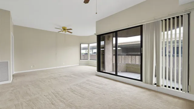 $249,000 | 2001 Holcombe Boulevard, Unit 404, Houston, TX 77030