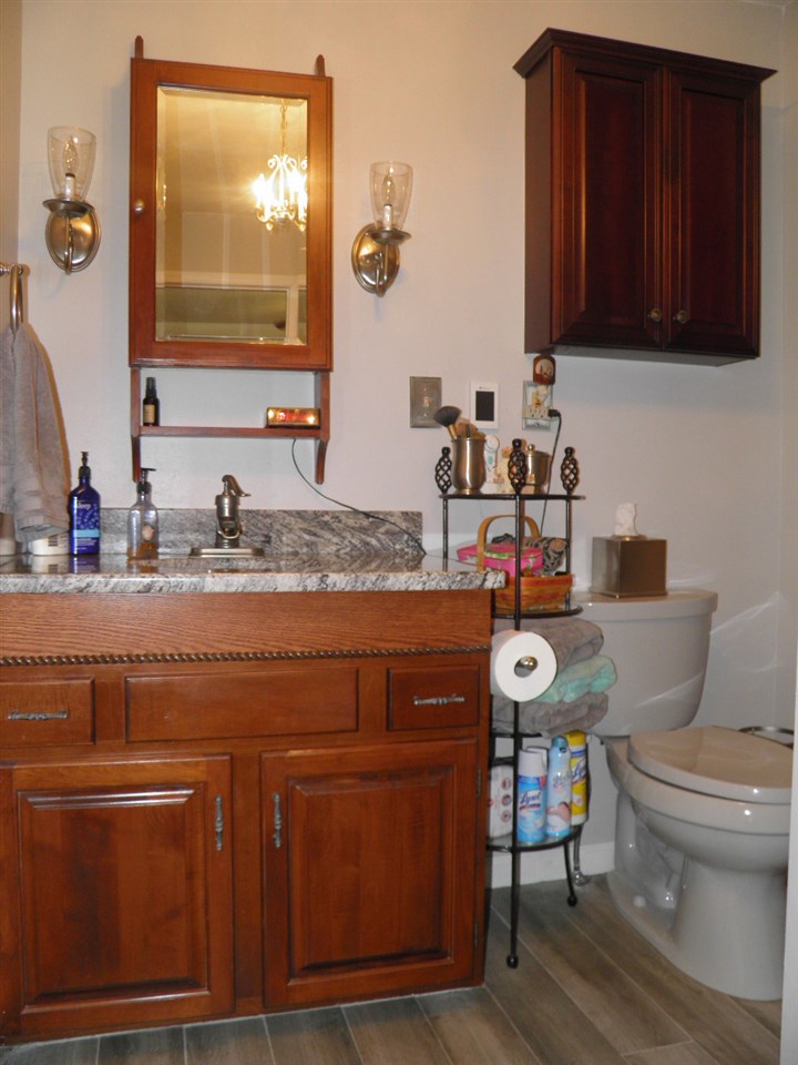 1401 East Spring Street Bloomfield, IN 47424 - Photo 8 of 32 Gallery Image 8