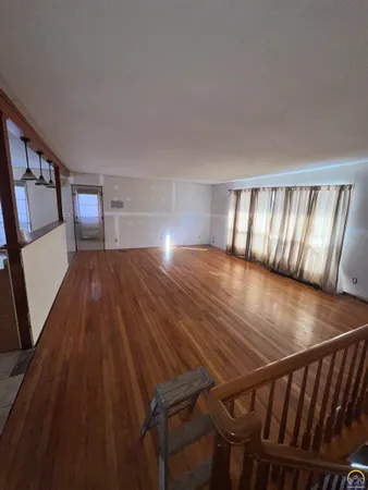 $270,000 | 13818 K-214 Highway, Hoyt, KS 66440