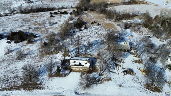 $270,000 | 13818 K-214 Highway, Hoyt, KS 66440