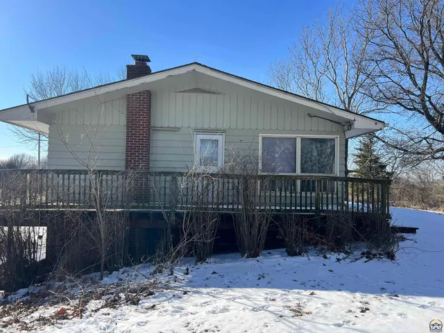 $280,000 | 13818 K-214 Highway, Hoyt, KS 66440