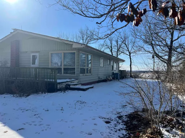 $270,000 | 13818 K-214 Highway, Hoyt, KS 66440