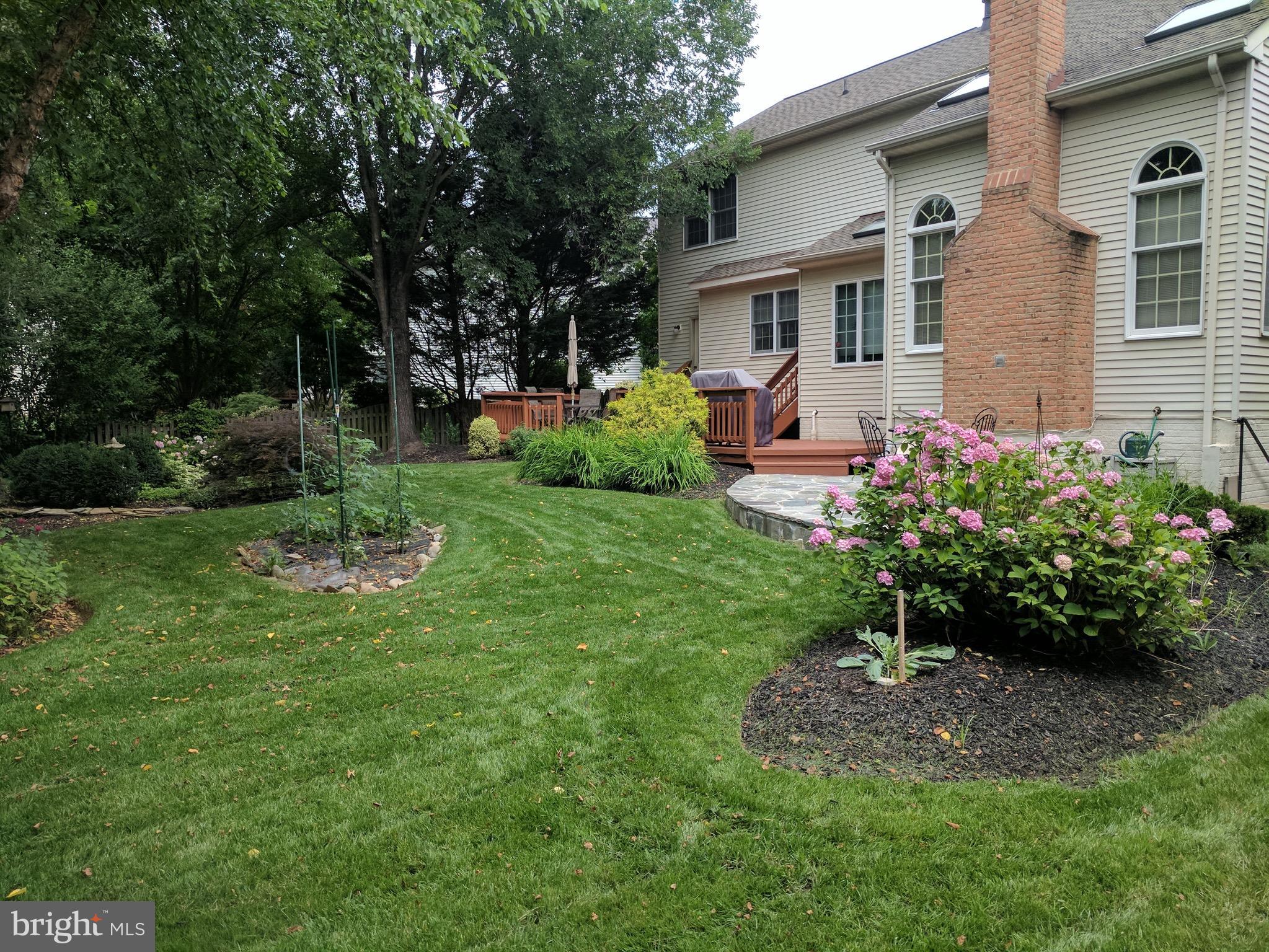 10995 Clover Hunt Court Reston, VA 20194 - Photo 3 of 30 Exterior (Rear)