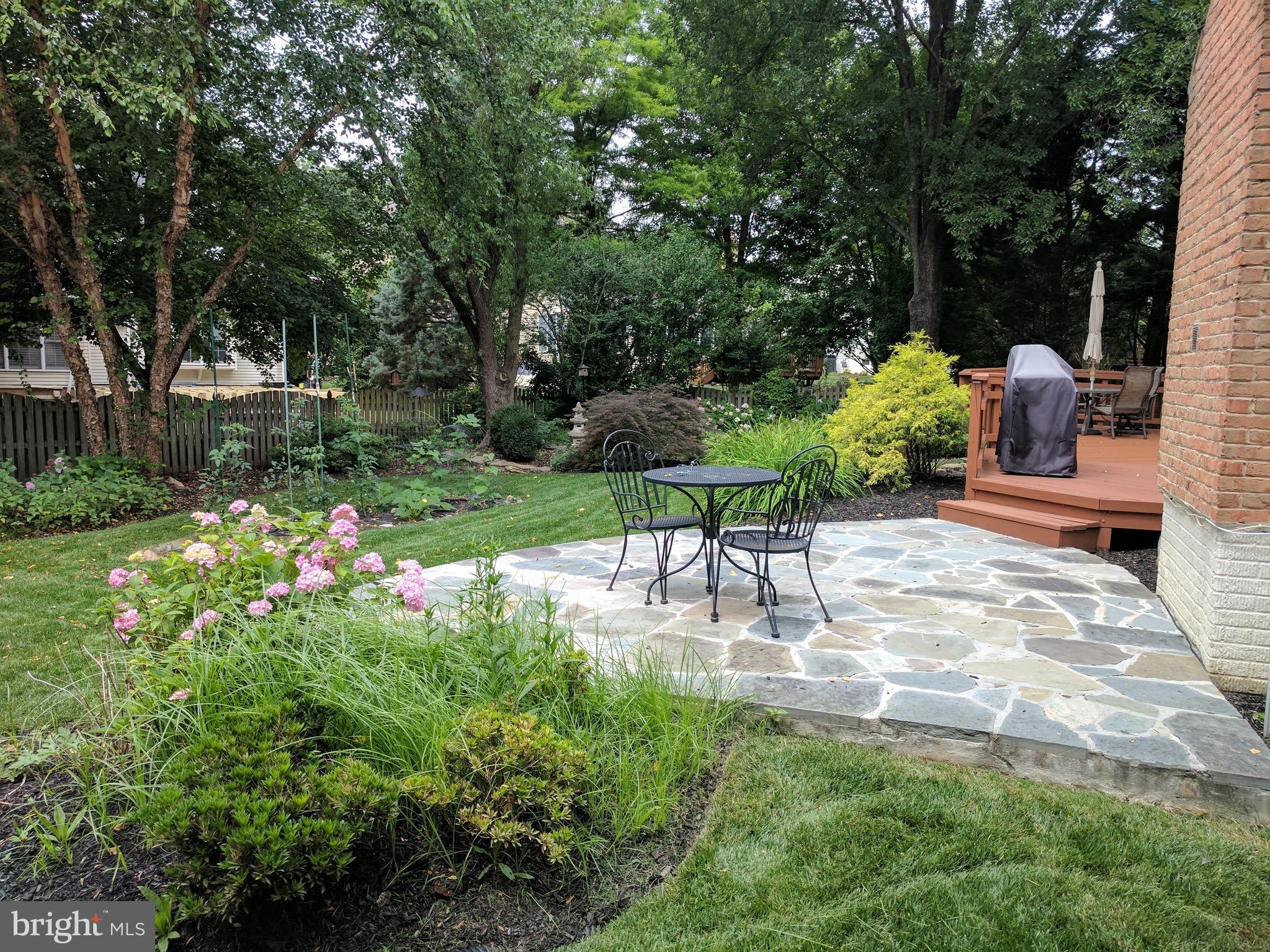 10995 Clover Hunt Court Reston, VA 20194 - Photo 4 of 30 Exterior (Rear)
